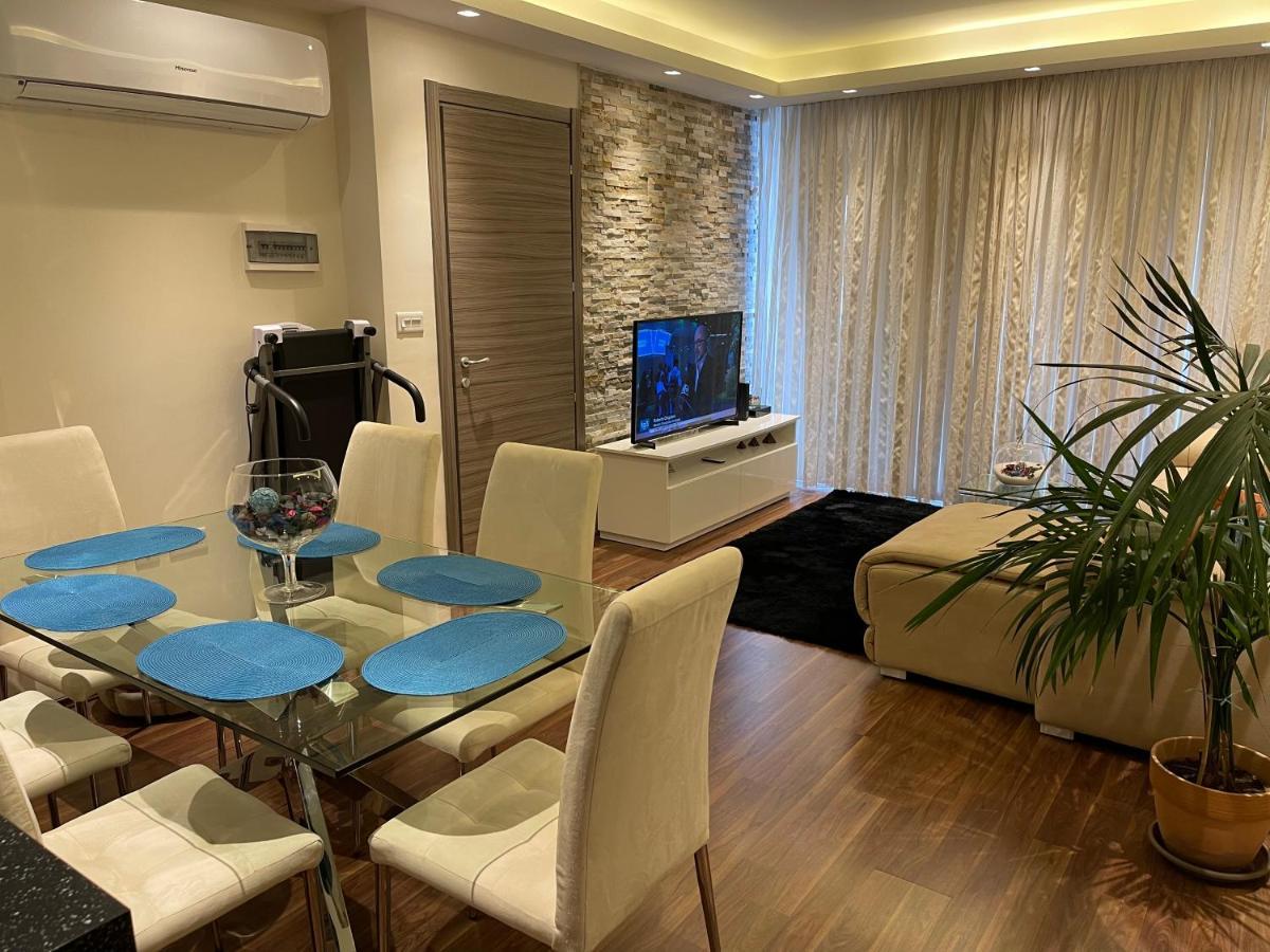 Modern Finished Apartment With Natural Light Сент-Полс-Бей Экстерьер фото